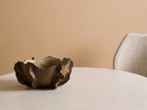 centro-mesa-ceramica-irregular-kigali